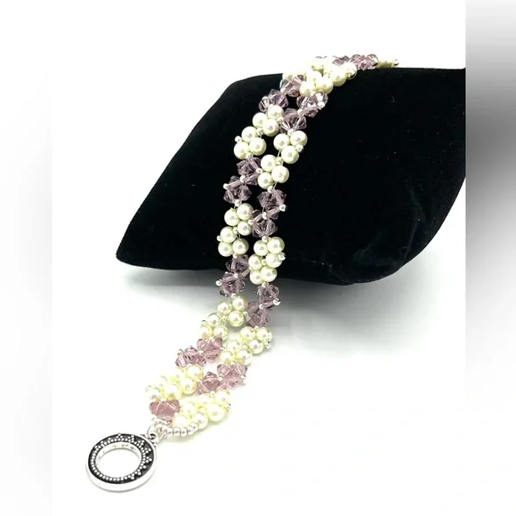 Hand Crafted Pearl and Lavender Crystal Bracelet - Picture 4 of 8